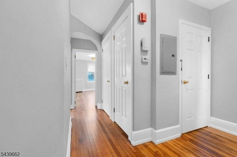 8 Kent Place Blvd - Photo 5 of 44