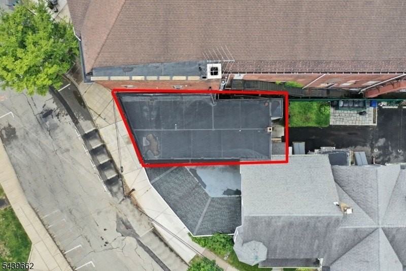 8 Kent Place Blvd - Photo 6 of 44