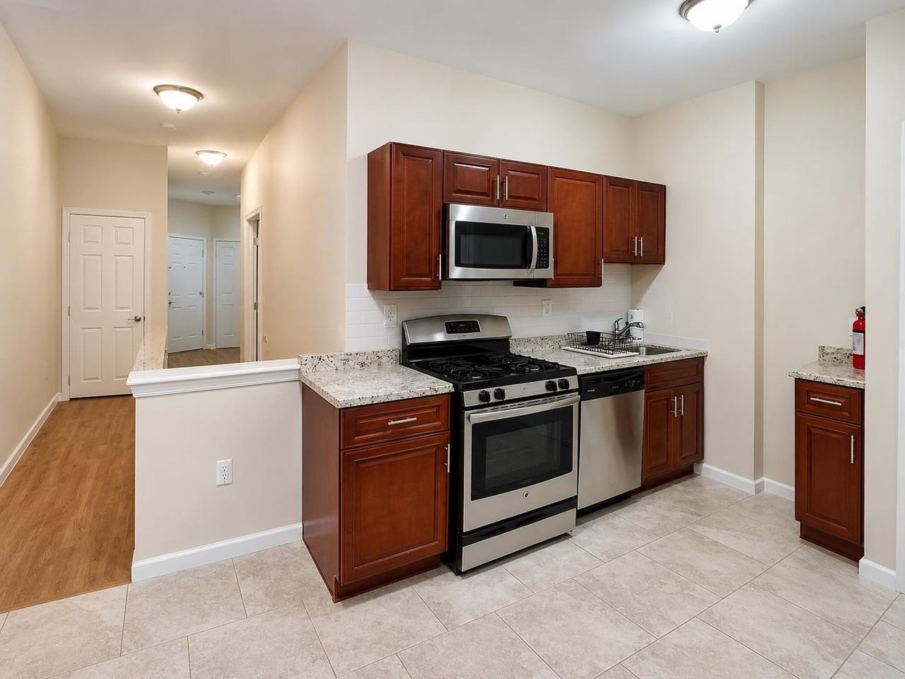 91 Leonard St #1 - Photo 4 of 19