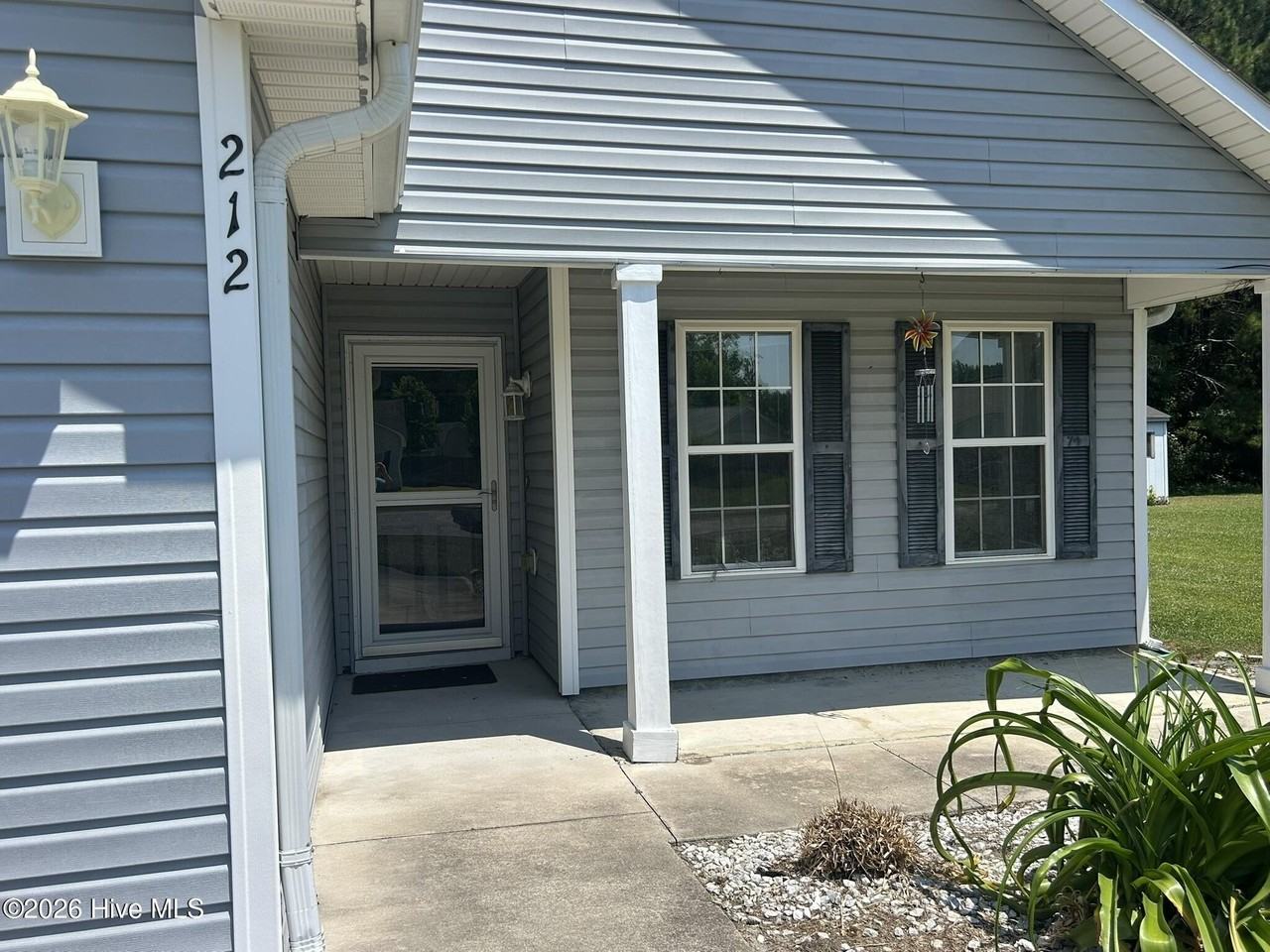 212 W Woodbine Ter - Photo 2 of 43