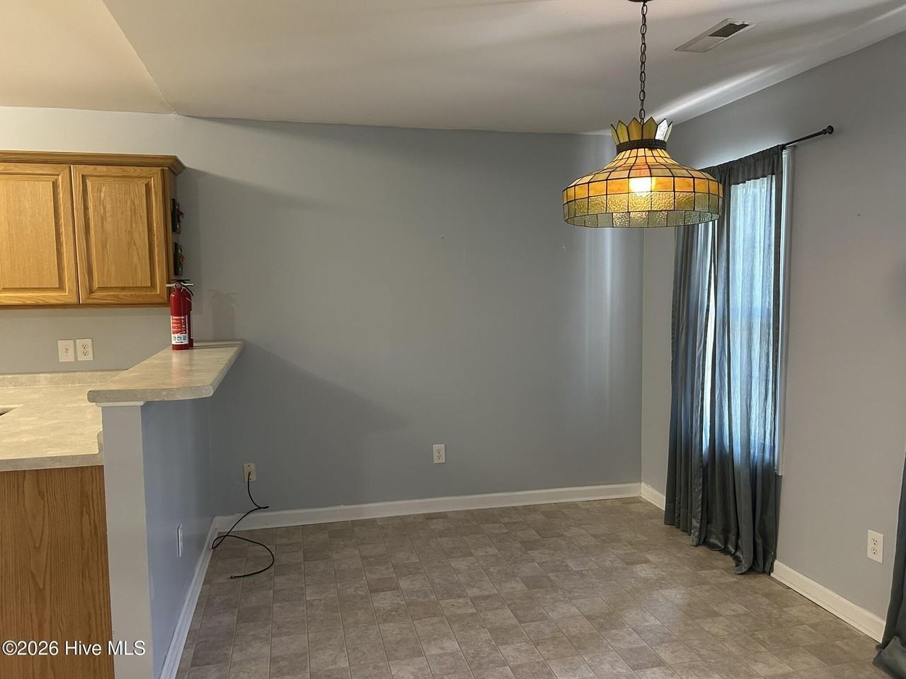 212 W Woodbine Ter - Photo 5 of 43