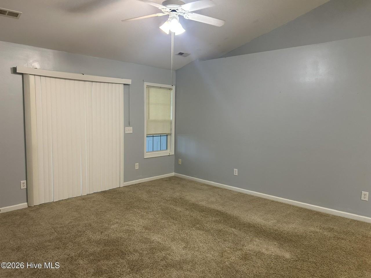 212 W Woodbine Ter - Photo 6 of 43