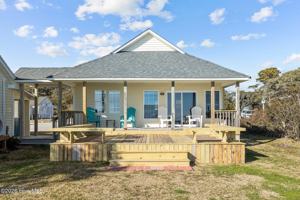 featured image of 662 Island Rd