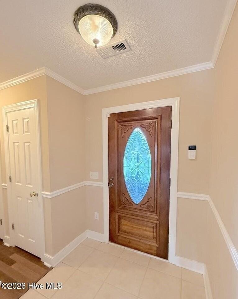 105 Emily Dr #B - Photo 2 of 19