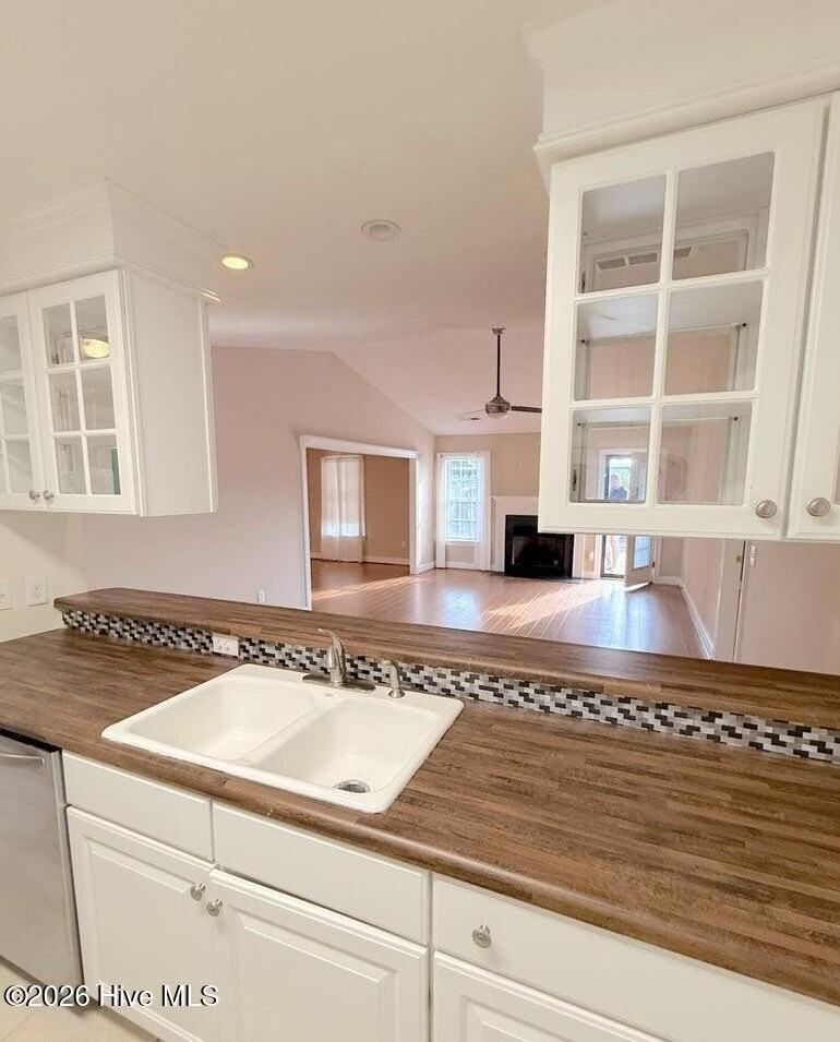 105 Emily Dr #B - Photo 5 of 19