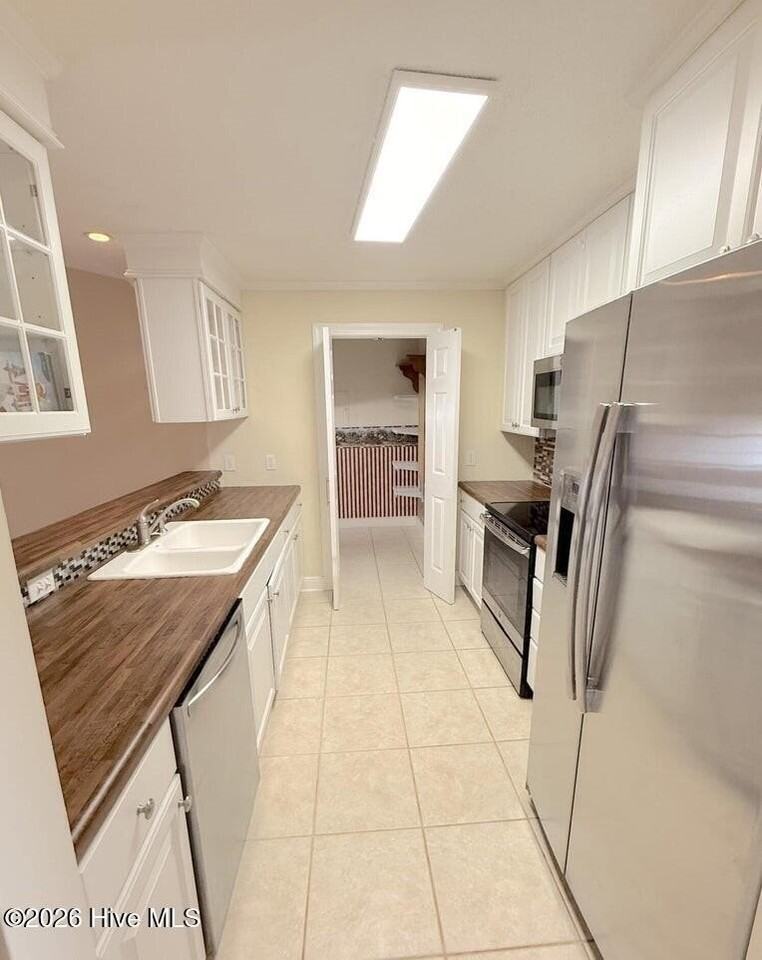 105 Emily Dr #B - Photo 6 of 19