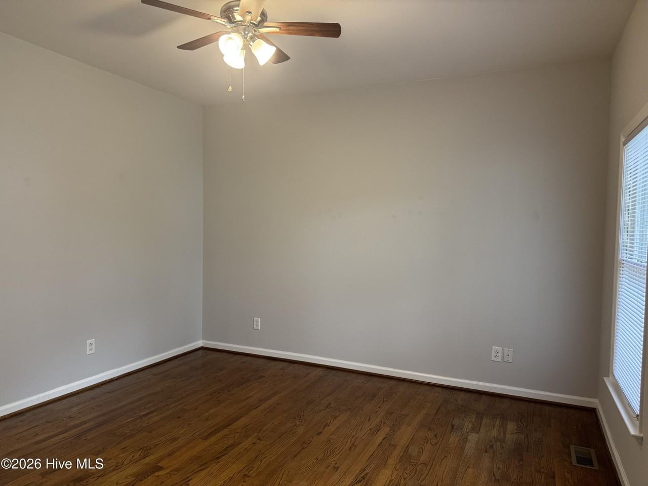 2105 Rail Ct - Photo 4 of 18
