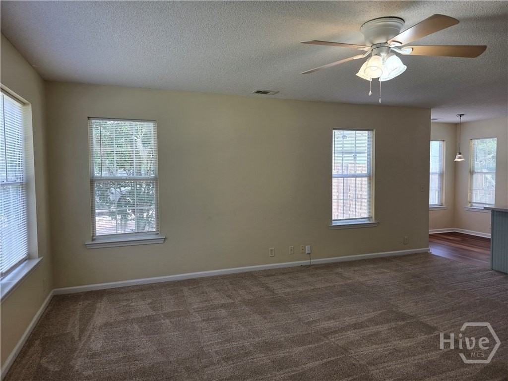 1213 Exley Dr - Photo 3 of 17
