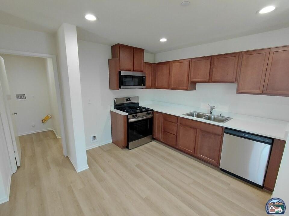 475 Palomino Ct #ADU - Photo 3 of 8