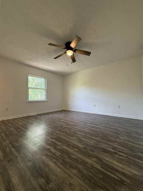 3459 Sutherland Dr - Photo 6 of 10