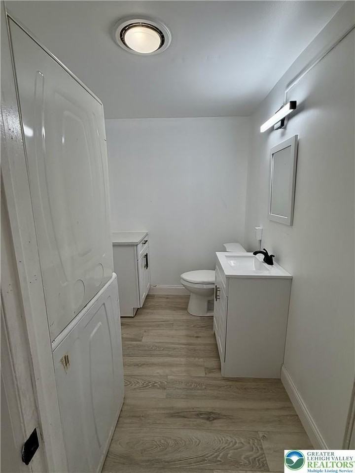 389 W Turner St - Photo 6 of 12
