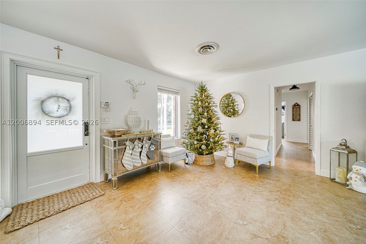 10600 Sw 80th Ct - Photo 5 of 36