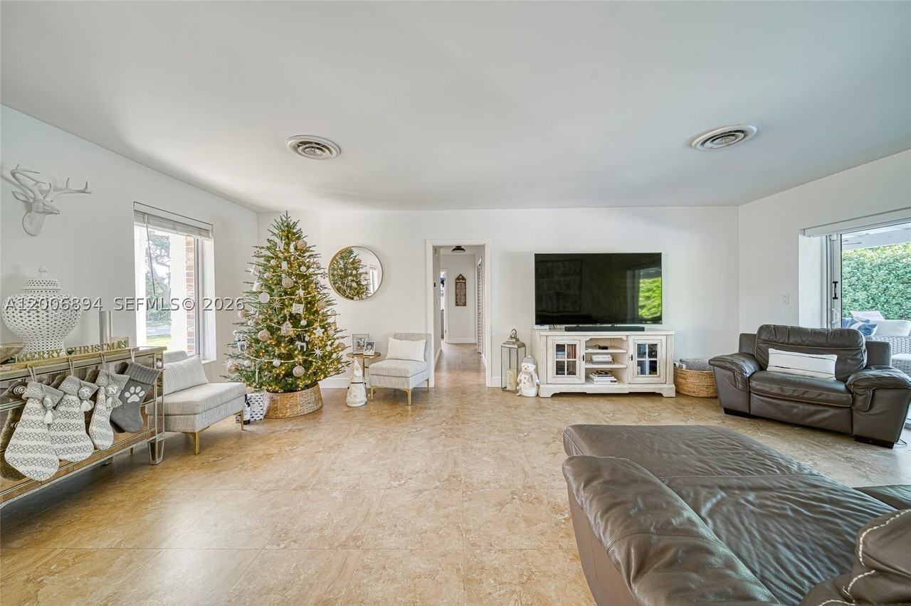 10600 Sw 80th Ct - Photo 6 of 36