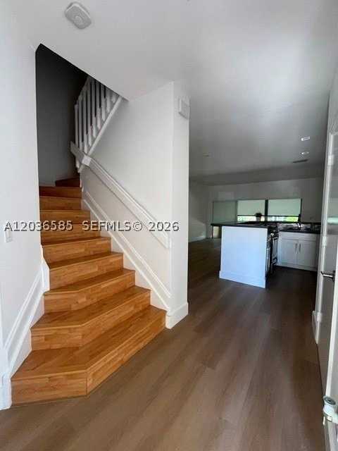12140 Sw 4th St #12140 - Photo 5 of 30