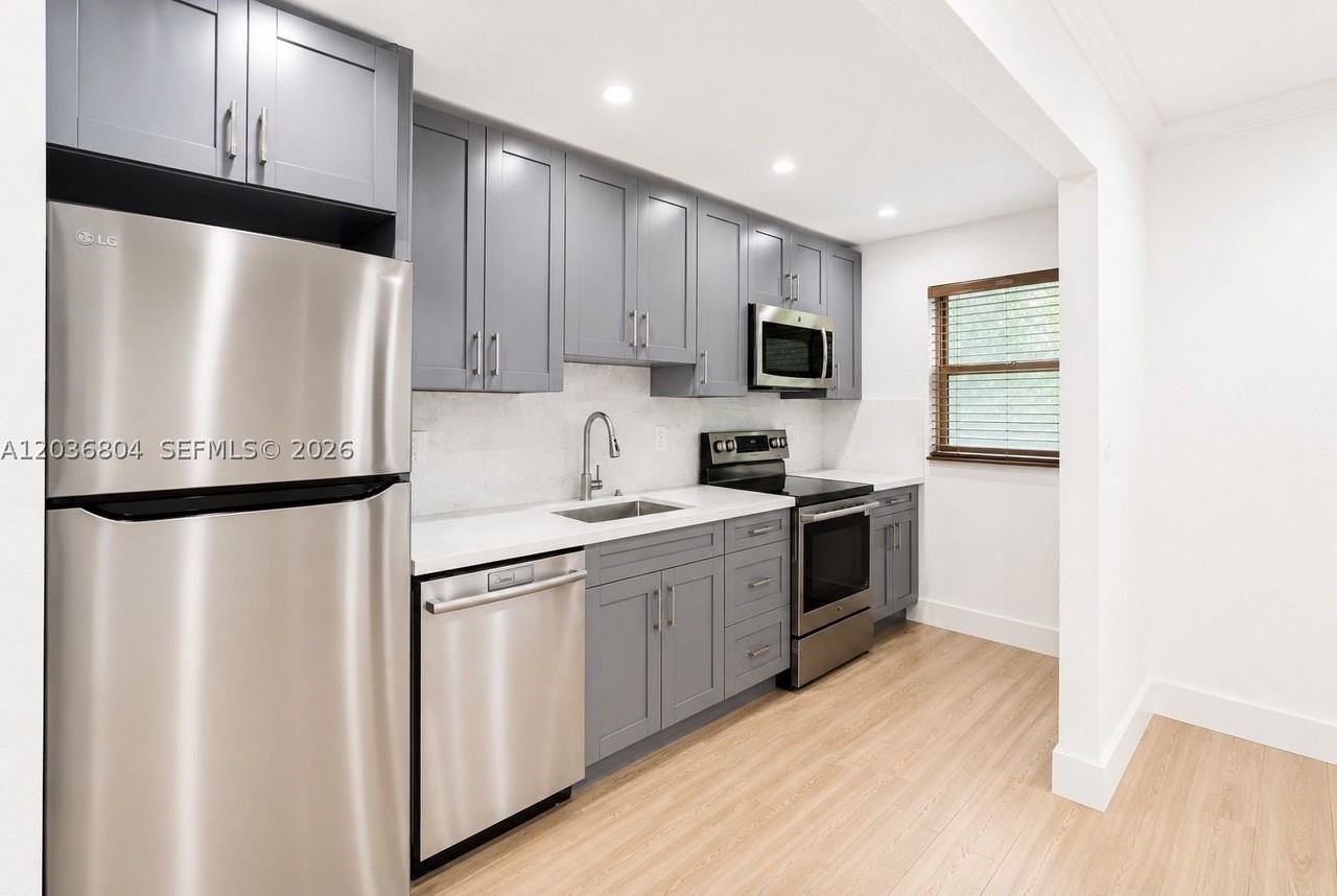 5839 Sw 74th Ter #103 - Photo 2 of 20
