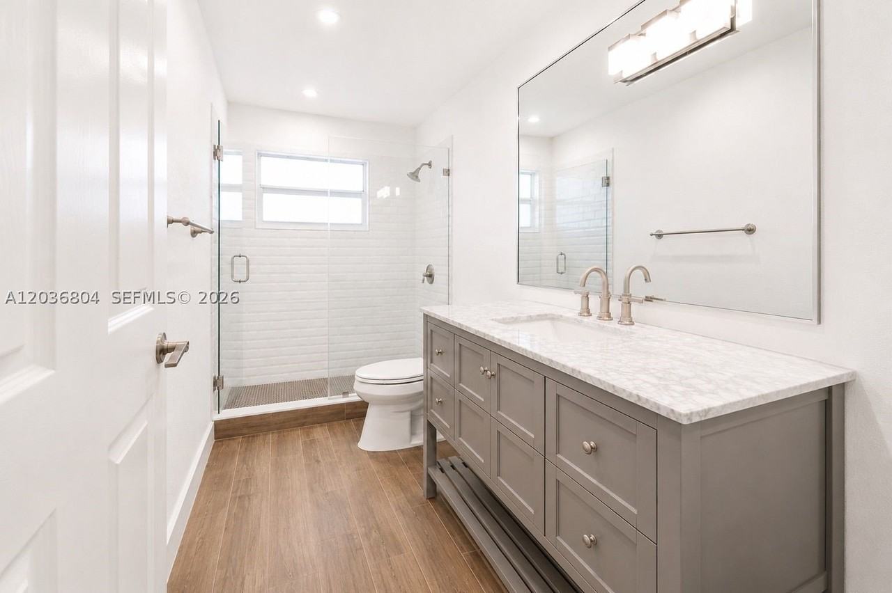 5839 Sw 74th Ter #103 - Photo 5 of 20
