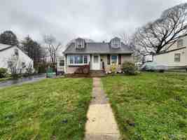 featured image of 13 Sheridan Ave