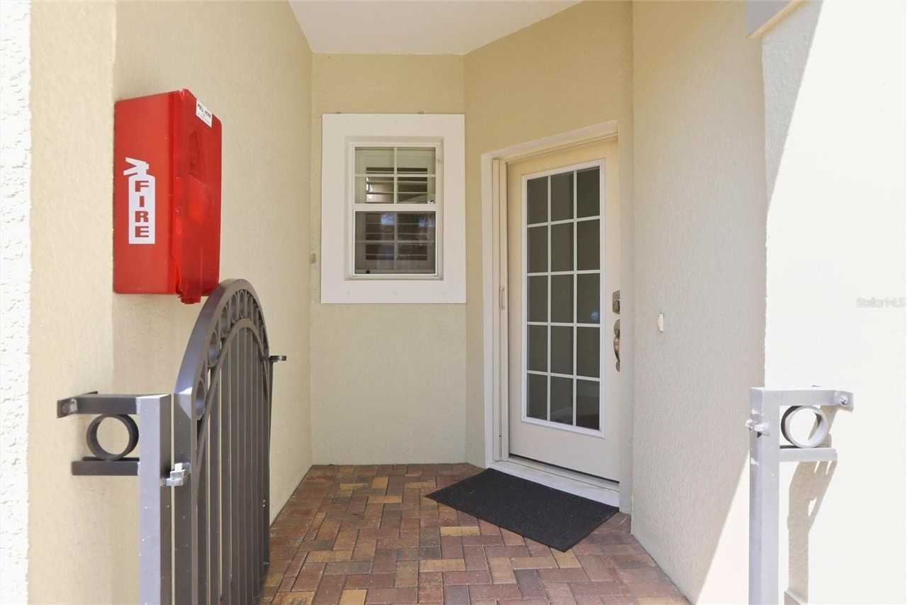 8142 Miramar Way - Photo 6 of 50