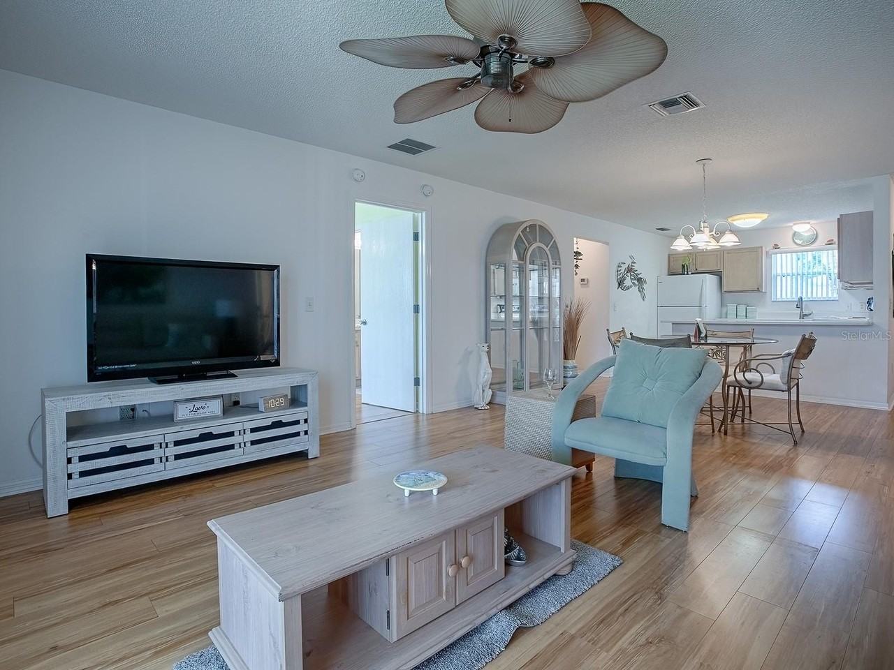 3337 Ashbrook Pl - Photo 3 of 23