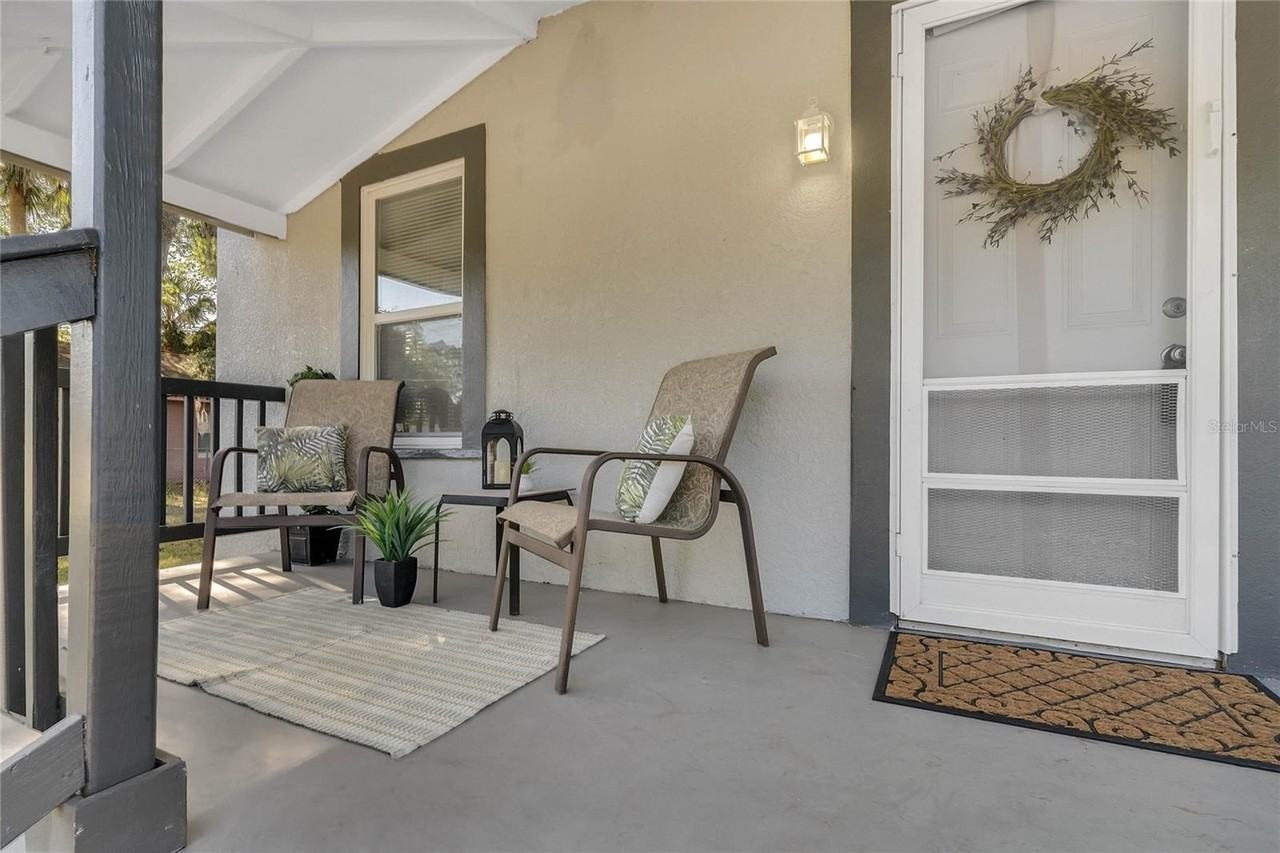 1719 W 3rd St #A - Photo 2 of 10
