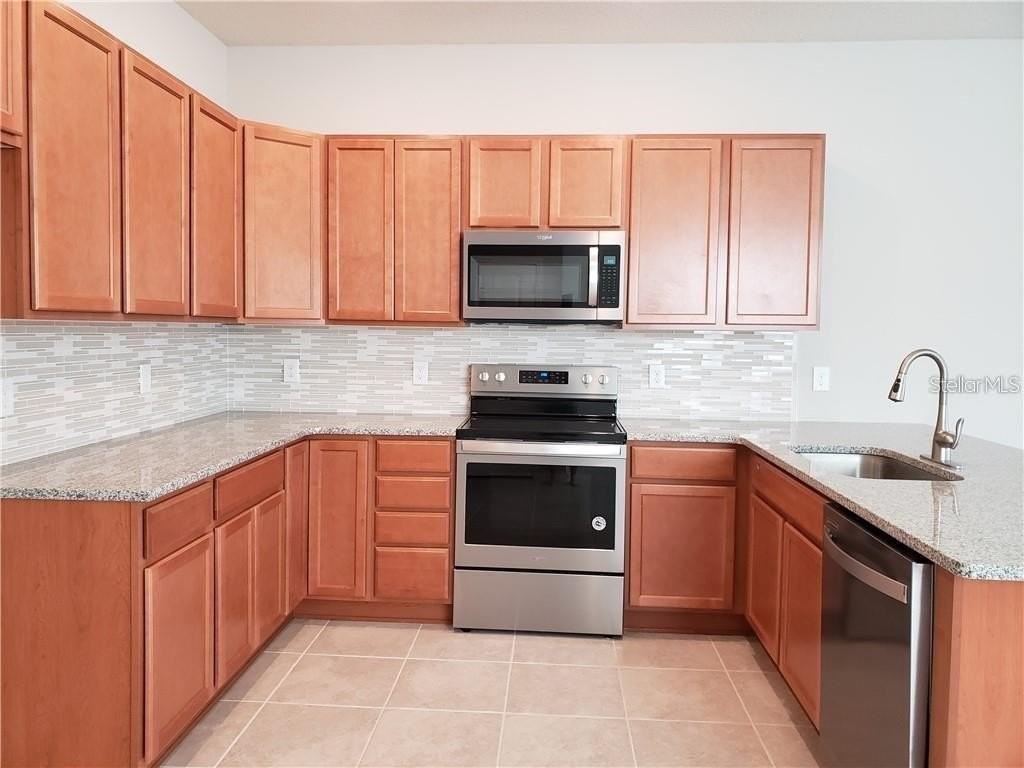 2659 Mead Ave - Photo 5 of 26