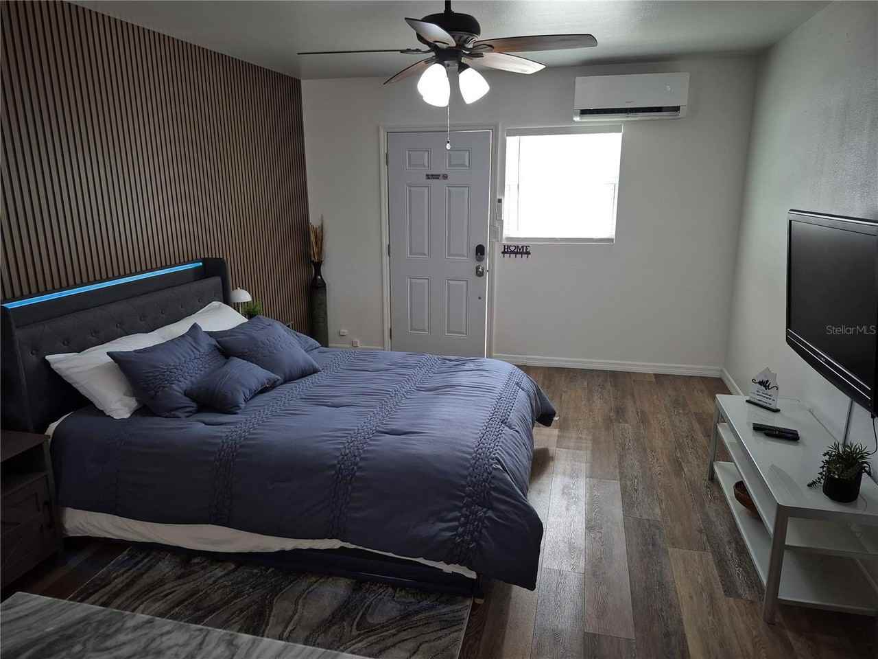 7709 W Hanna Ave #C - Photo 6 of 10