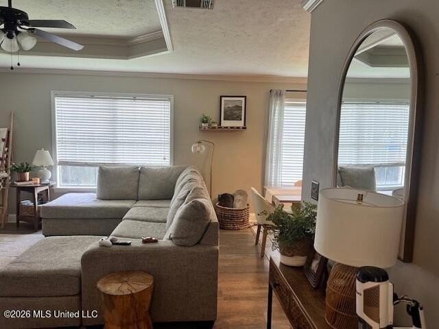 614 Acorn Ln - Photo 3 of 16