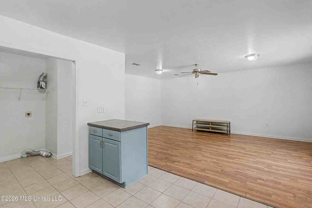 124 30th 1/2 St Lot B - Photo 4 of 12
