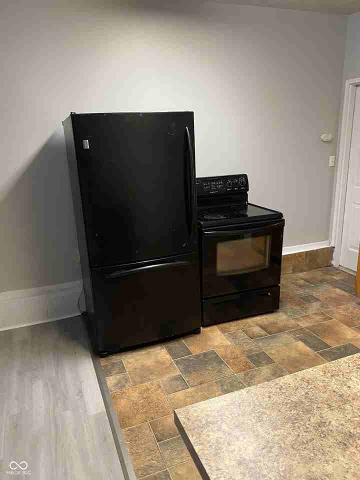 1106 N Gale St #3 - Photo 7 of 10