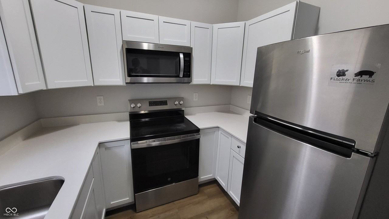 515 N Oxford St #B - Photo 7 of 17