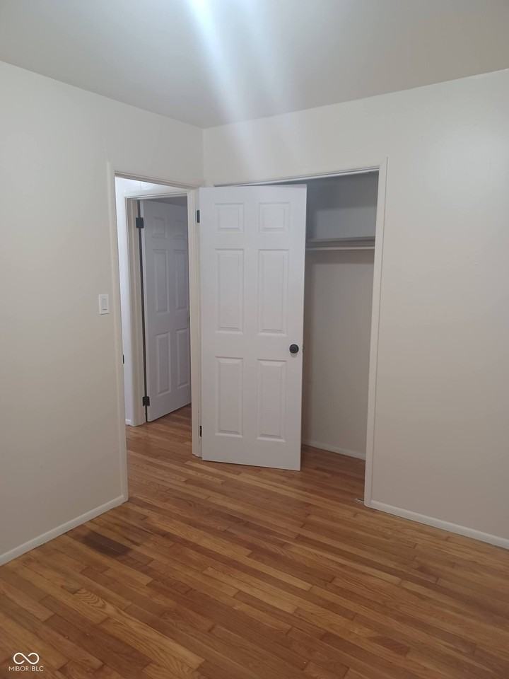 33 S Post Rd - Photo 5 of 28