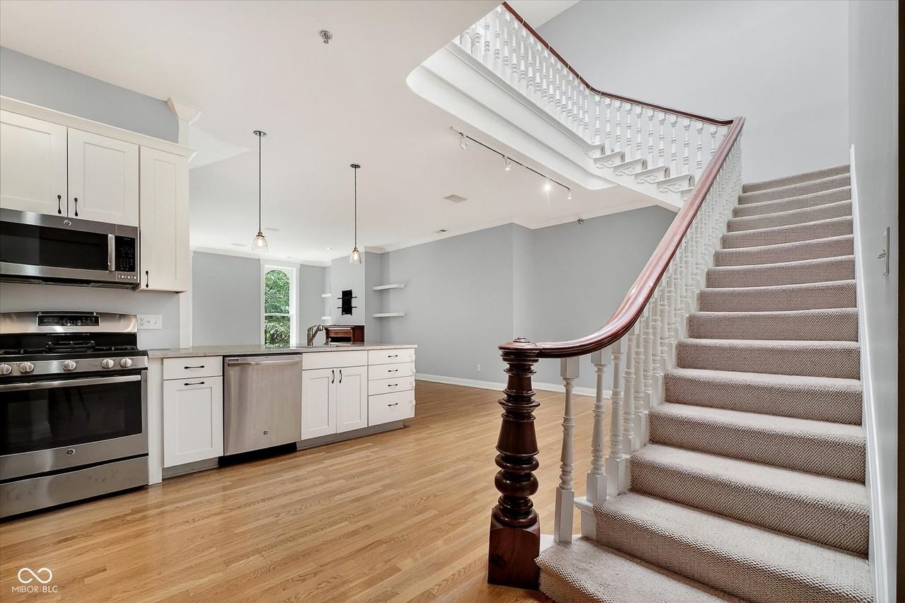 706 Massachusetts Ave #203 - Photo 4 of 23