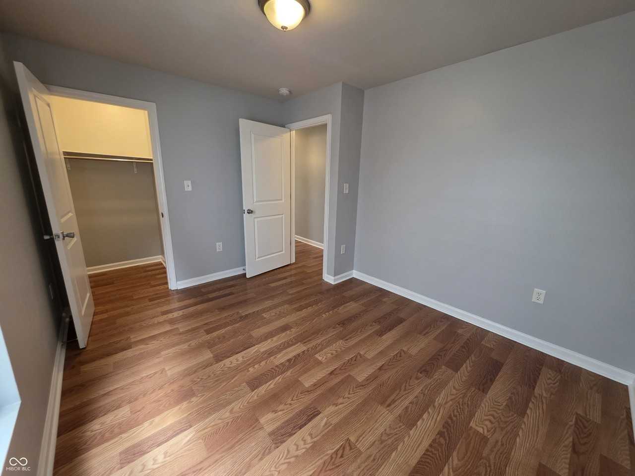 1952 Shelby St Unit B - Photo 6 of 8