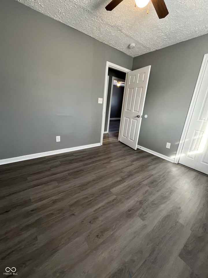 4622 E 30th St - Photo 7 of 16