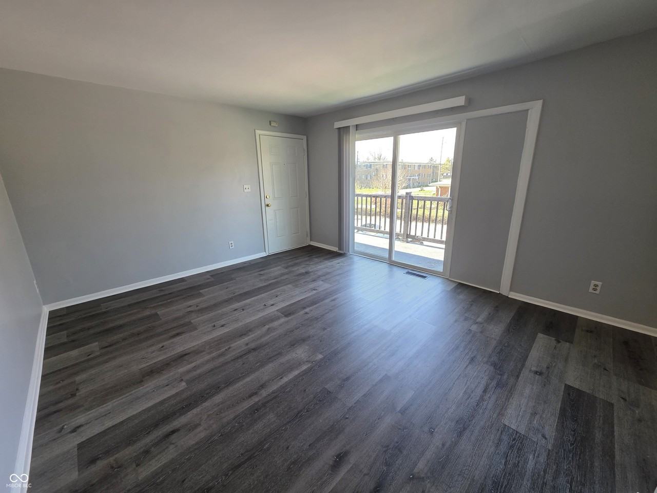 6262 Eastridge Dr #202 - Photo 4 of 14