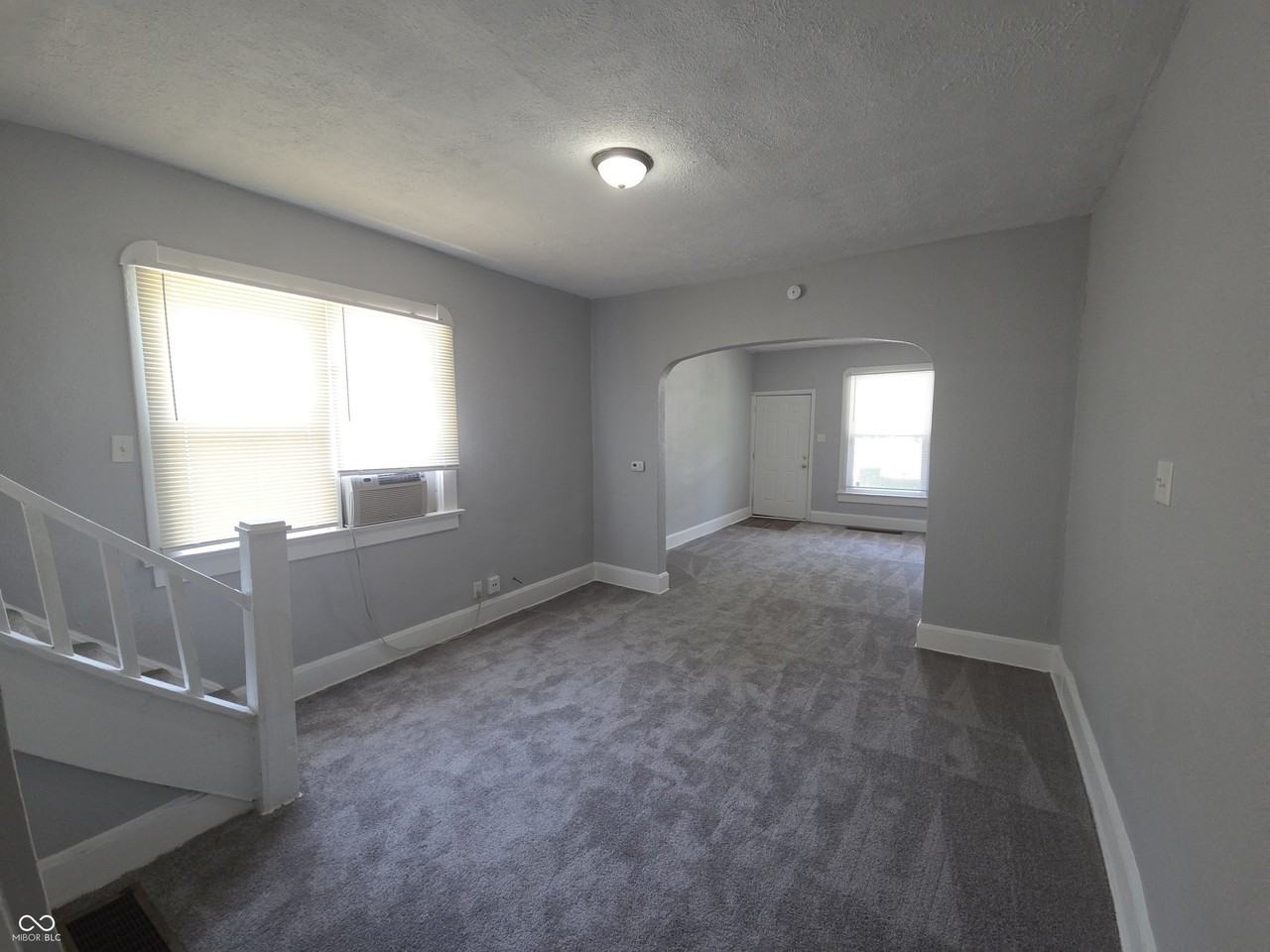 516 W 28th St - Photo 6 of 17