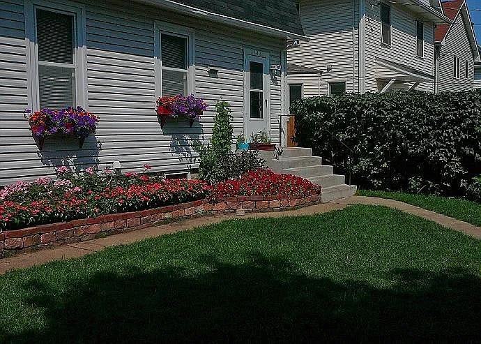 3145 5th Ave S #0 - Photo 2 of 12