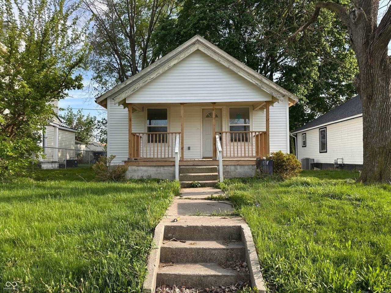 1107 E Mulberry St - Photo 2 of 25