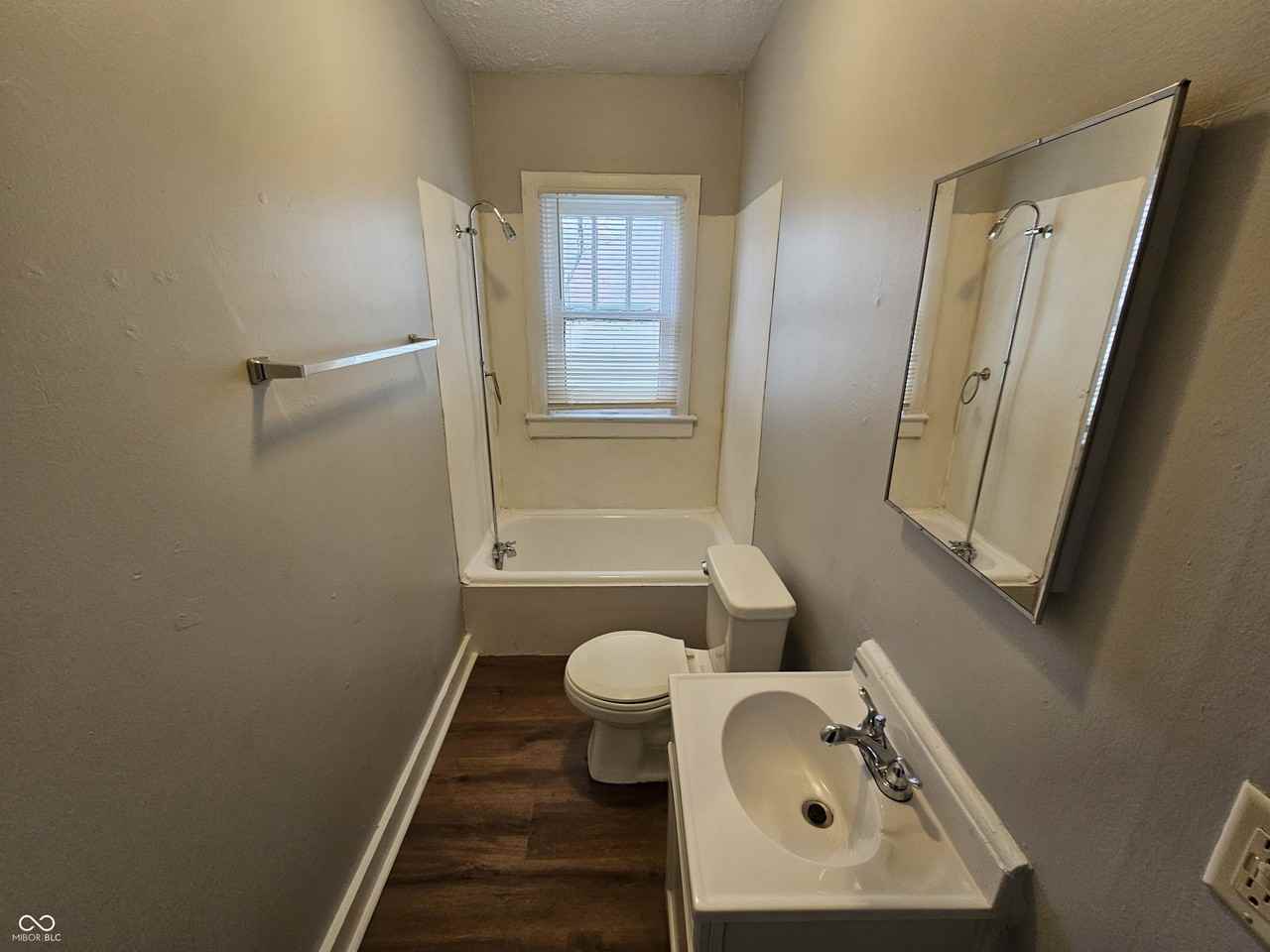2020 Adams St - Photo 7 of 11