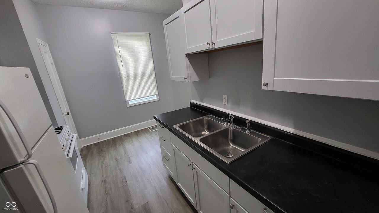 1036 N Tuxedo St #A - Photo 7 of 12