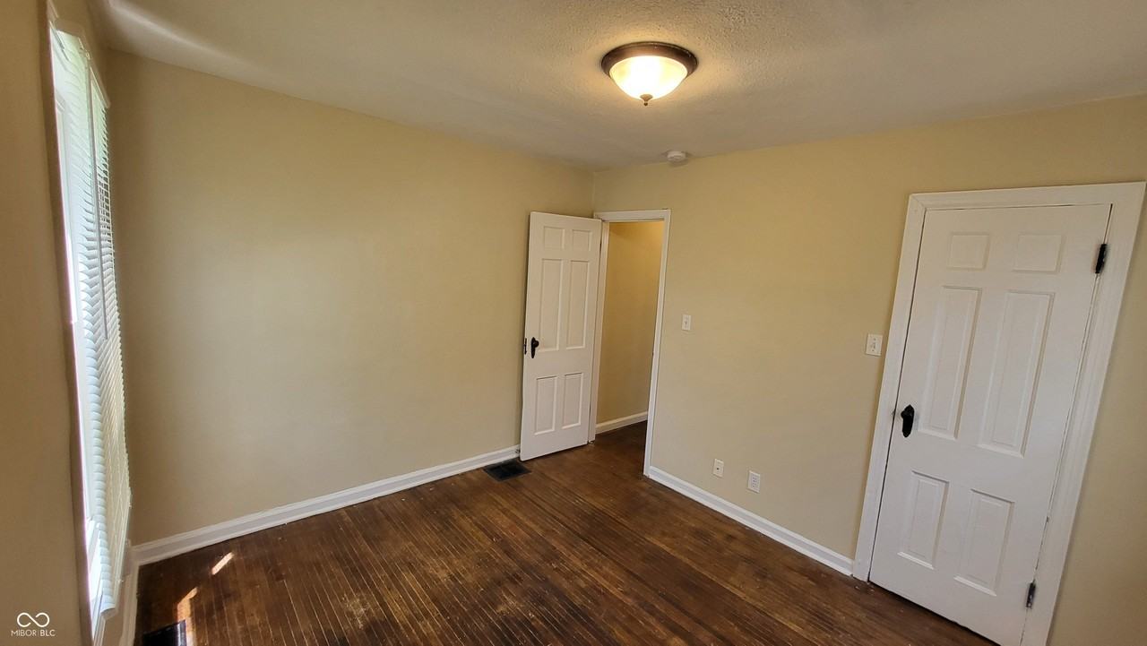 228 N Tacoma Ave Unit A - Photo 7 of 16