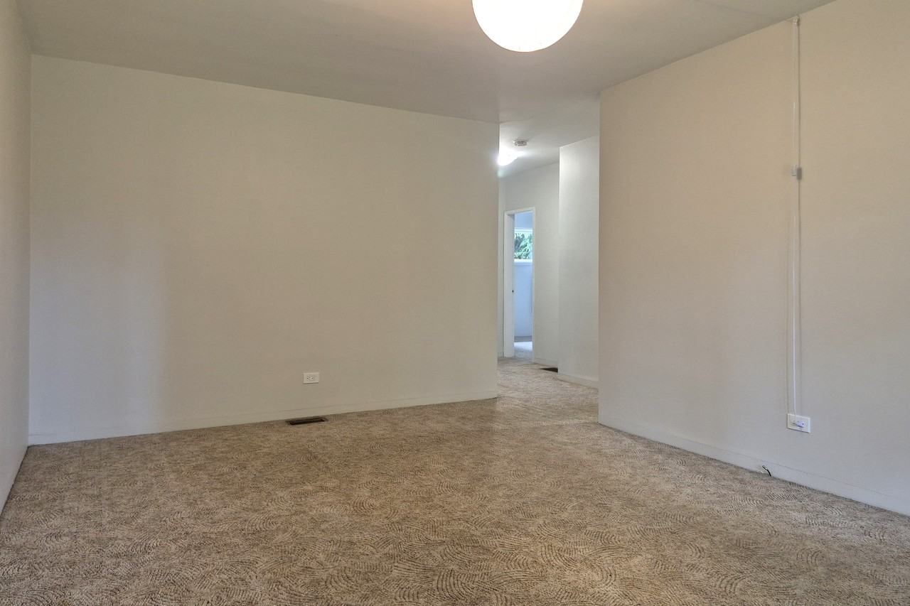 21310 124 Avenue - Photo 6 of 20