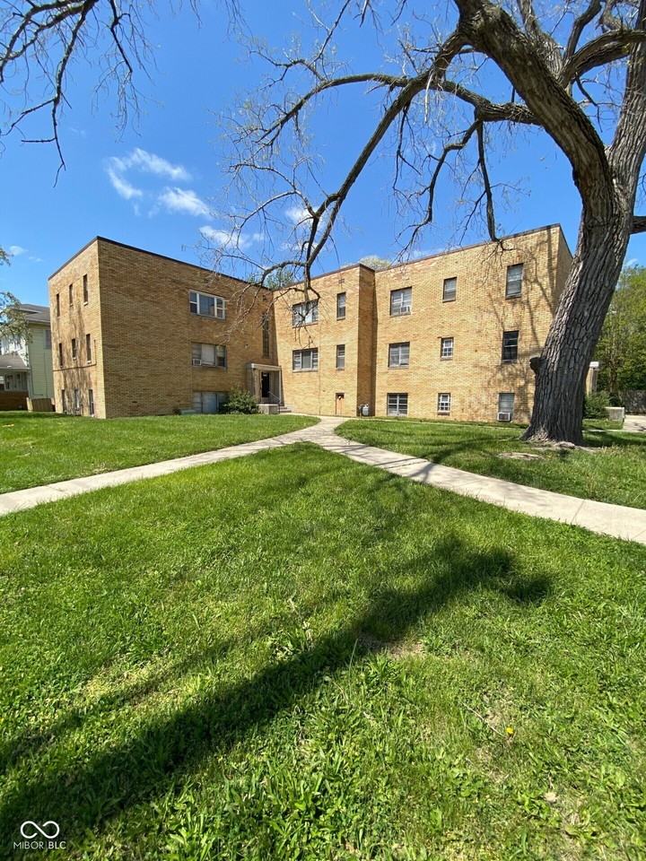 4 N Butler Ave #2