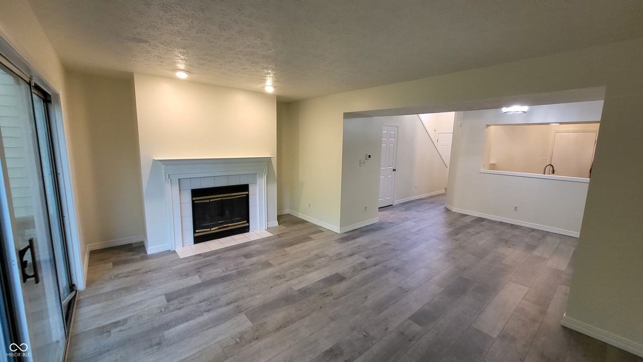 11539 Hidden Bay - Photo 2 of 21