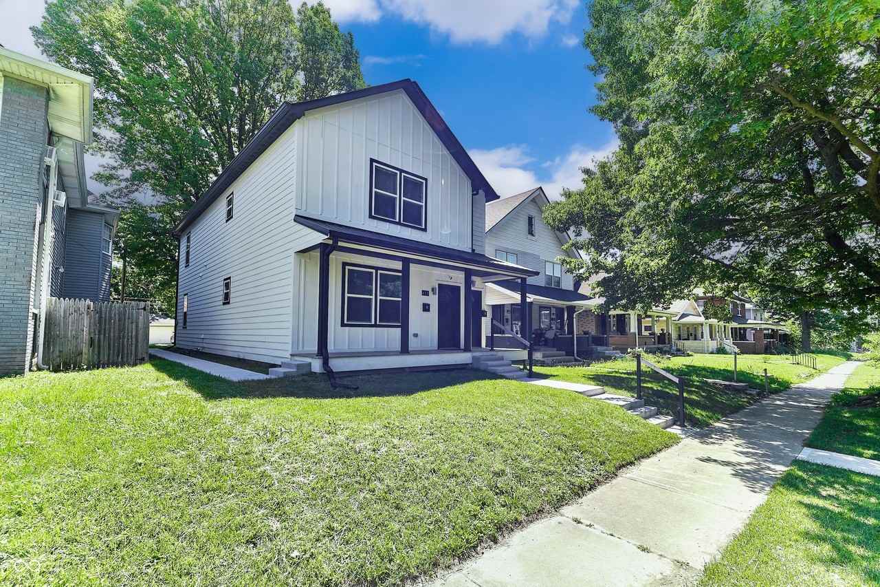 415 N Dequincy St #B - Photo 2 of 50