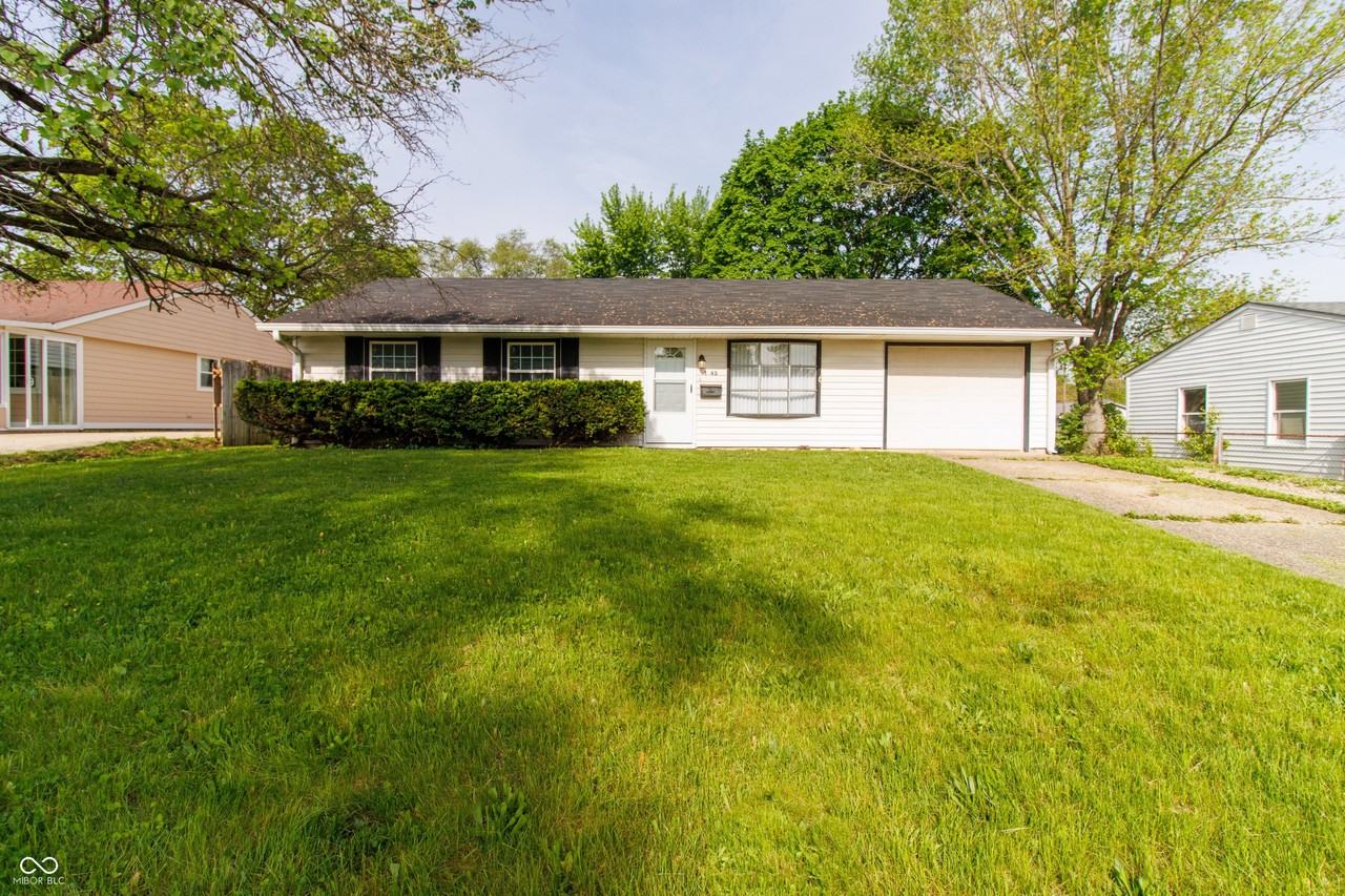 1445 Rolling Ridge Dr