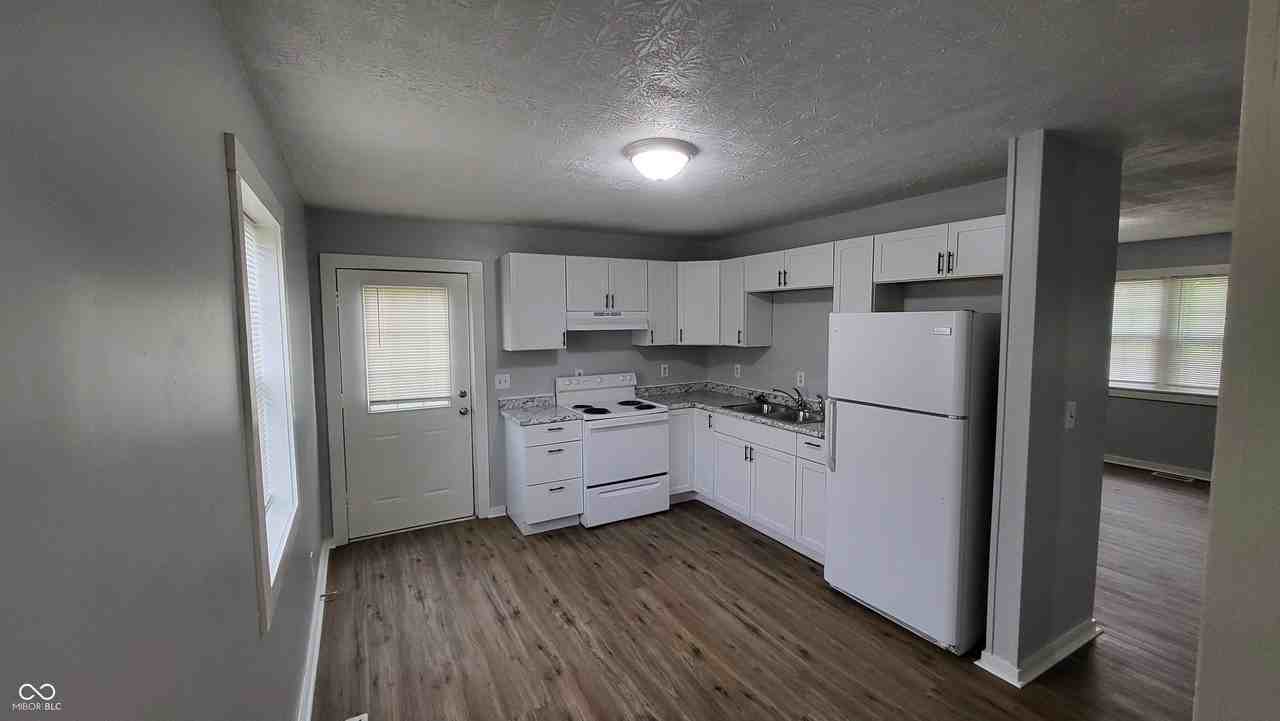 16014 E 186th St - Photo 6 of 17