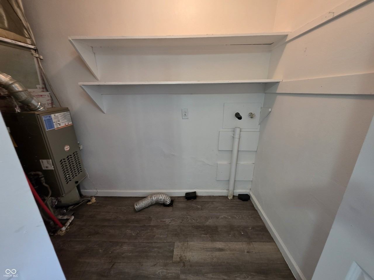 2036 Calhoun St - Photo 6 of 16