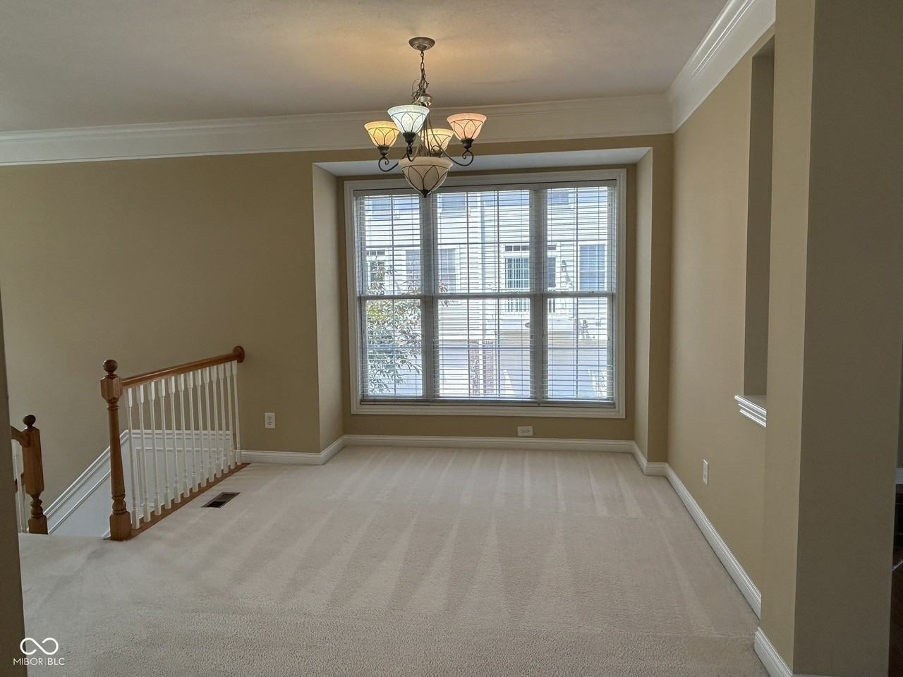 8645 Meridian Square Dr - Photo 7 of 41