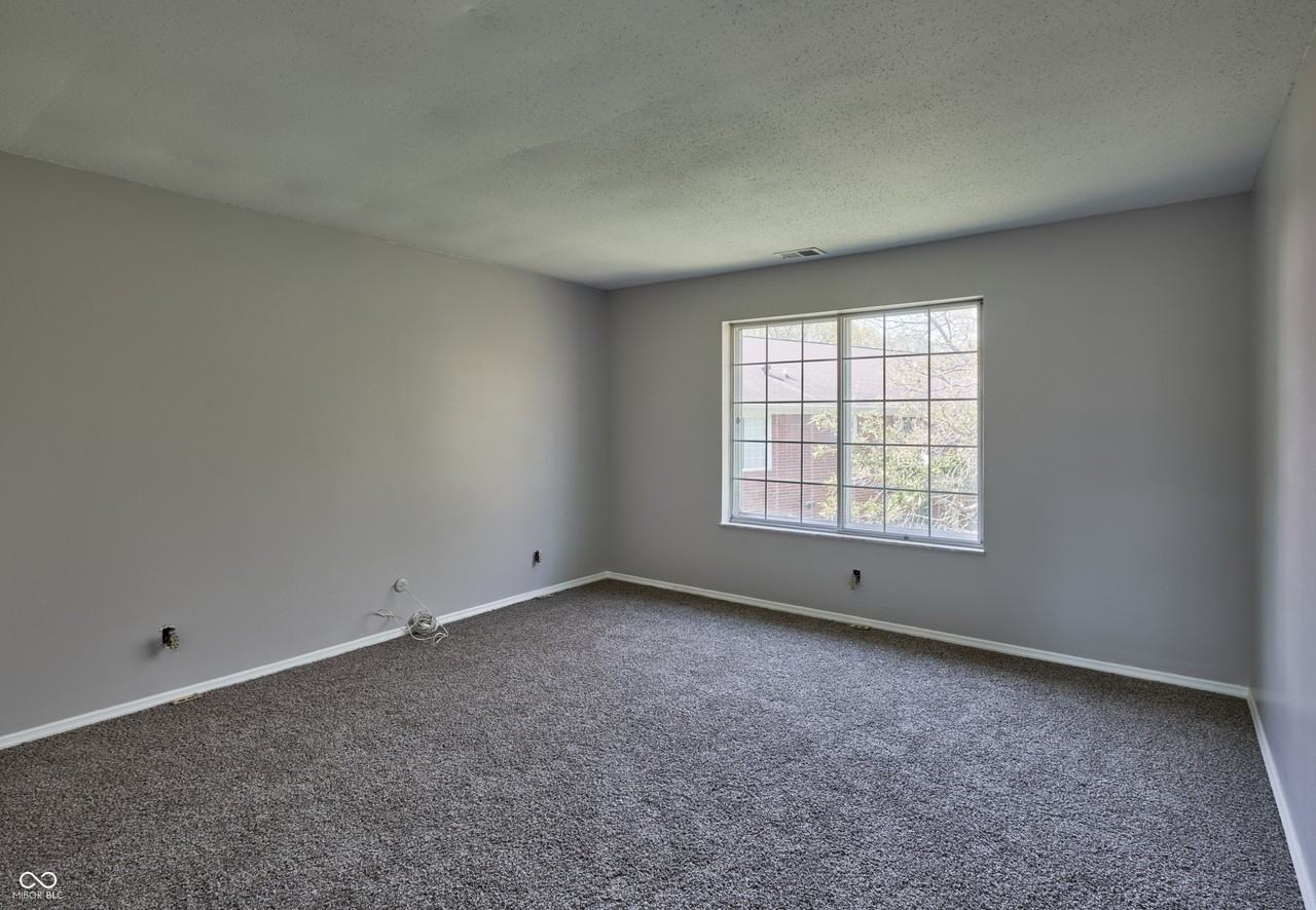 922 Hoover Village Dr #C - Photo 6 of 10